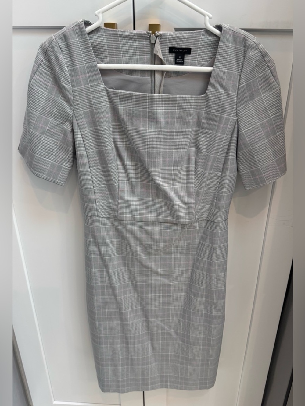 Ann Taylor Gray Plaid Square-Neck Sheath Dress with Subtle Pink Windowpane